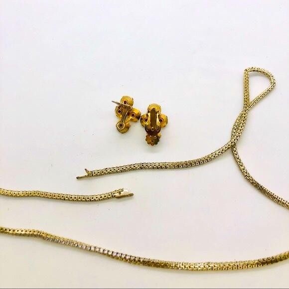 Vintage Rhinestone Necklace & Earrings - Picture 5 of 13
